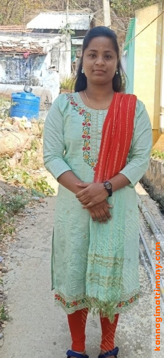 Gayathri C KM193